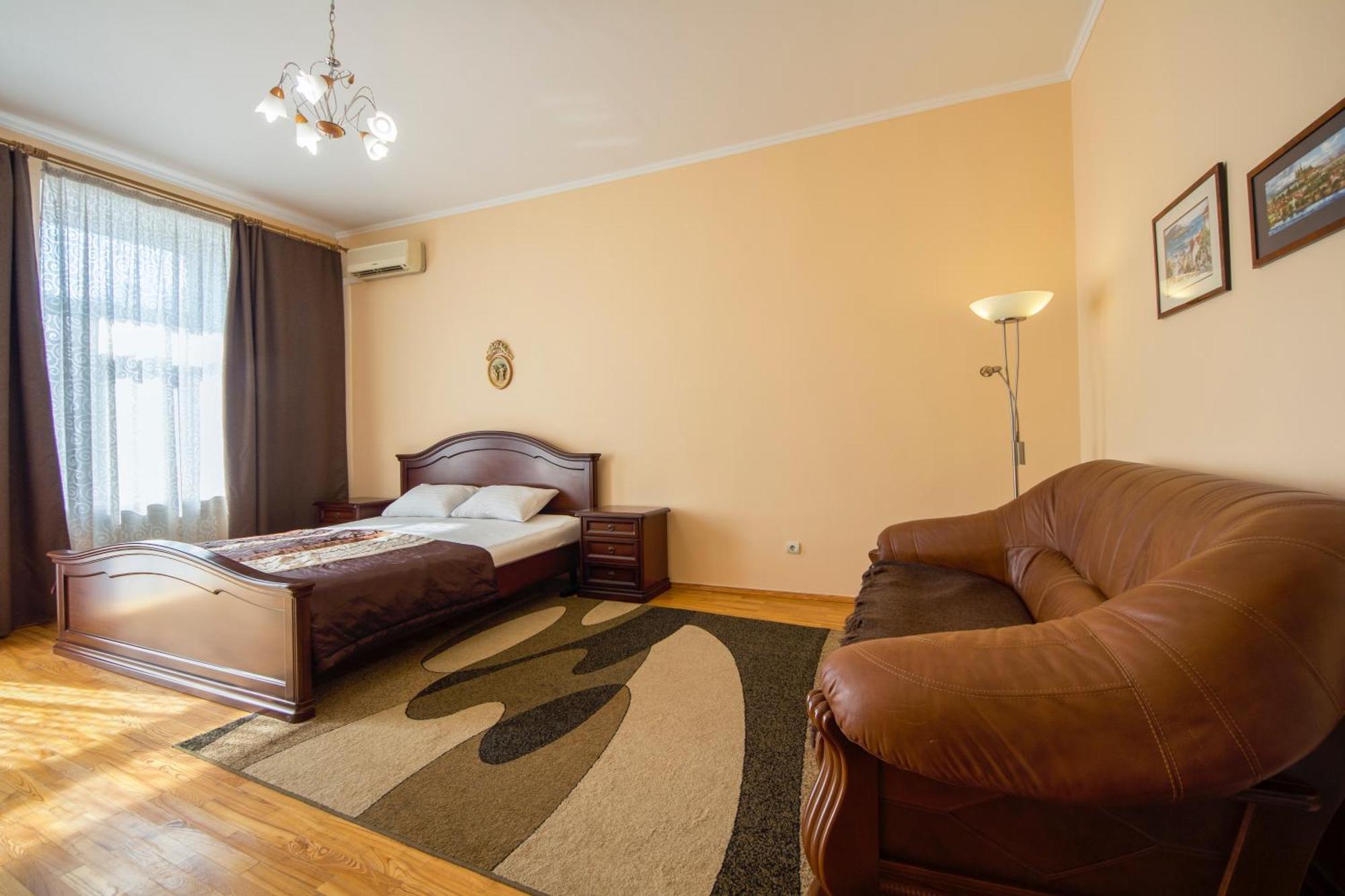 Central Apartments Kiev Eksteriør billede