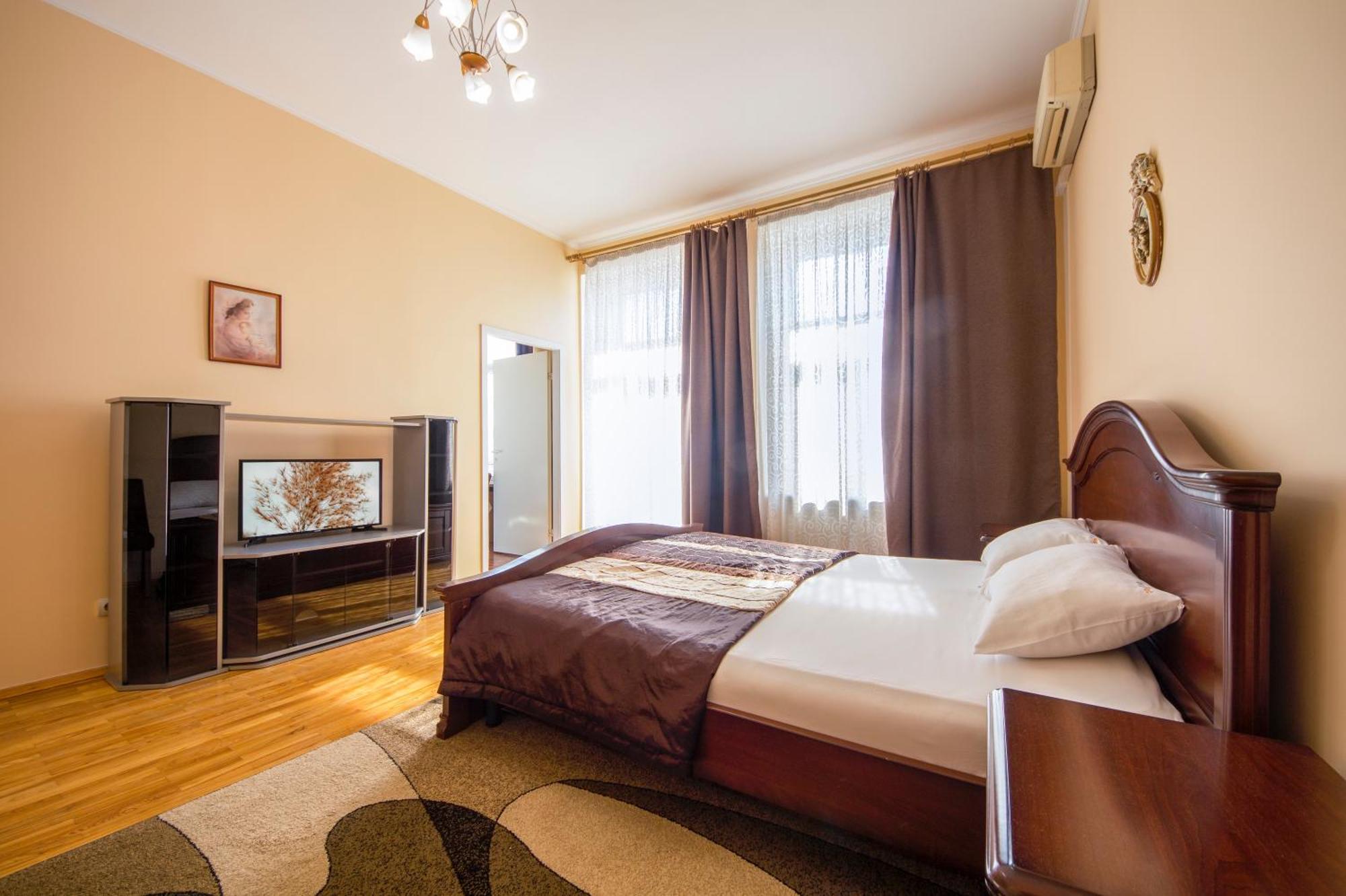 Central Apartments Kiev Eksteriør billede